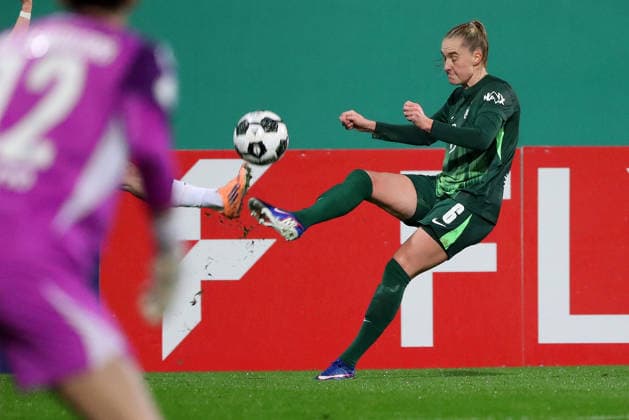 VfL vs Frankfurt, DFB Pokal Women Wolfsburg, 11 03 2026, Football, Women, VfL Wolfsburg vs Eintracht Frankfurt, Quarter-final DFB Pokal, Season 2025 2026 Janina Minge VfL Wolfsburg AOK Stadion Germany