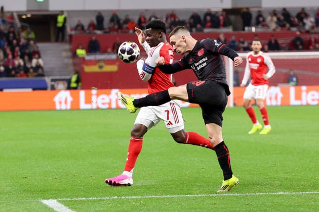 Duel between Bukayo Saka Arsenal London and Alejandro Grimaldo Bayer Leverkusen GER, Bayer Leverkusen vs Arsenal London, Football, Champions League, Round of 16, Season 2025 2026, 11 03 2026 DFL REGULATES PROHIBIT ANY USE OF PHOTOGRAPHS AS IMAGE SEQUENCES AND OR QUASI VIDEO GER, Bayer Leverkusen vs Arsenal London, Football, Champions League, Round of 16, Season 2025 2026, 11 03 2026 Leverkusen Copyright: xEibner-Pressefoto FrankxZeisingx EP_FZG
