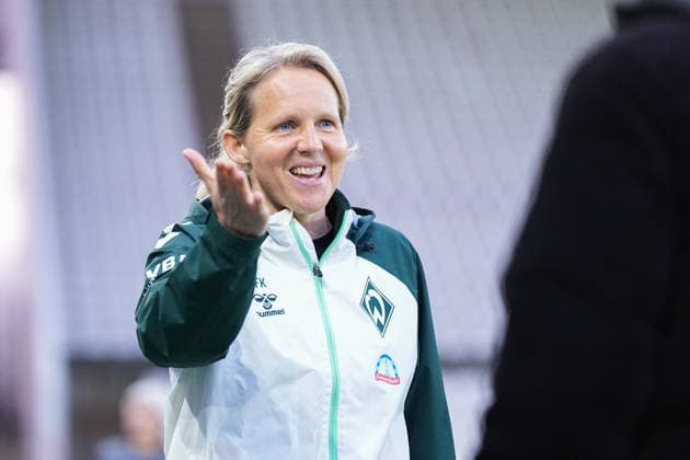 11 03 2025, xydrx, Football, DFB Pokal Quarterfinal Women, SGS Essen SV Werder Bremen, Season 2025 2026, Stadion an der Hafenstraße Friederike Kromp Head Coach SV Werder Bremen DFB regulations prohibit any use of photographs as image sequences and or quasi video Copyright: HMBxMedia YannisxDreimann
