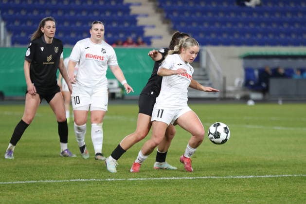 DFB Pokal Frauen FC Carl Zeiss Jena SC Sand 1946 11 03 26 Leni Fischer 11, SC Sand Fußball, DFB Pokal Frauen, Viertelfinale FC Carl Zeiss Jena vs SC Sand 1946 am 11 03 26 im Ernst Abbe Sportfeld ad hoc arena, Jena DFL REGULATIONS PROHIBIT ANY USE OF PHOTOGRAPHS AS IMAGE SEQUENCES AND OR QUASI VIDEO Copyright: xBEAUTIFULxSPORTS JanxKaeferx