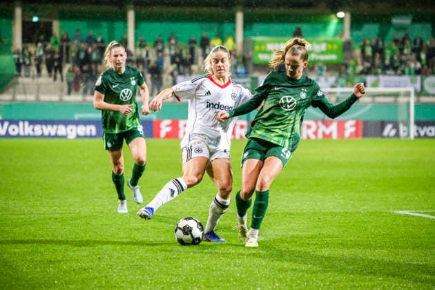 Germany Soccer DFB Pokal Women 2025 2026, Quarterfinal VfL Wolfsburg vs Eintracht Frankfurt AOK Stadion Wolfsburg Vivien Endemann VfL Wolfsburg Women, 25 Wolfsburg Copyright: xAymanxAlahmedx