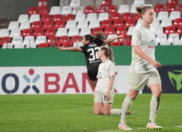 Germany DFB Pokal Women 2025 2026, SGS Essen vs SV Werder Bremen, Wednesday 11 03 2026 Stadion an der Hafenstraße Nordrhein Westfalen, Germany Goal to 1 0 by Ella Touon SGS Essen, 32 Cheers Joy Emotions Goal celebration Copyright: xMerlexKölkingx