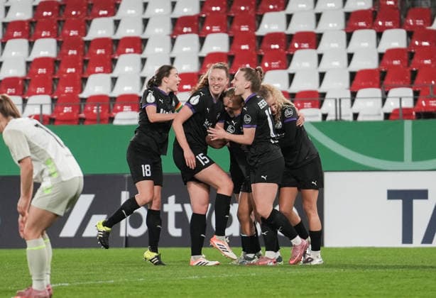 Germany DFB Pokal Women 2025 2026, SGS Essen vs SV Werder Bremen, Wednesday 11 03 2026 Stadion an der Hafenstraße Nordrhein Westfalen, Germany Goal to 1 0 by Ella Touon SGS Essen, 32 Cheers Joy Emotions Goal celebration Copyright: xMerlexKölkingx