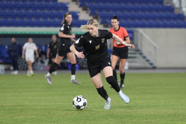 DFB Pokal Frauen FC Carl Zeiss Jena SC Sand 1946 11 03 26 Melina Reuter 7, Carl Zeiss Jena Fußball, DFB Pokal Frauen, Viertelfinale FC Carl Zeiss Jena vs SC Sand 1946 am 11 03 26 im Ernst Abbe Sportfeld ad hoc arena, Jena DFL REGULATIONS PROHIBIT ANY USE OF PHOTOGRAPHS AS IMAGE SEQUENCES AND OR QUASI VIDEO Copyright: xBEAUTIFULxSPORTS JanxKaeferx