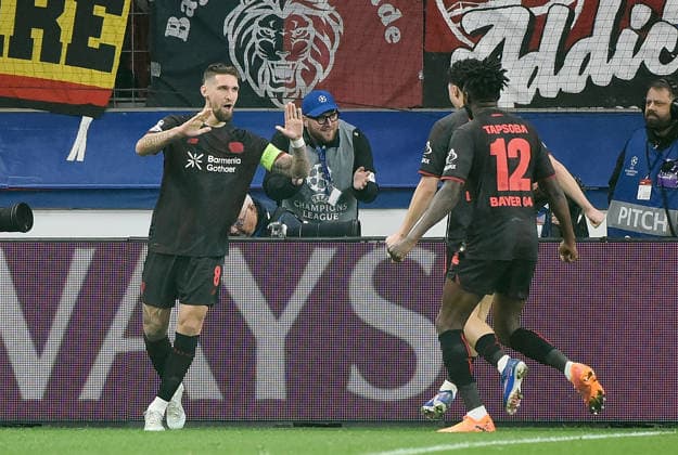11 03 2026, xhbx, Football UEFA Champions League, Bayer 04 Leverkusen FC Arsenal London v l Torjubel, Goal celebration, celebrate the goal 1 0 by Robert Andrich Bayer Leverkusen DFL DFB REGULATIONS PROHIBIT ANY USE OF PHOTOGRAPHS as IMAGE SEQUENCES and or QUASI VIDEO Leverkusen