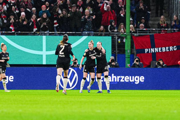Goal celebration FC Bayern Munich after goal to 0 2 Franziska Kett FC Bayern Munich, 20 GER, Hamburger SV vs FC Bayern Munich, Women, Football, DFB Cup, Quarter-final, Season 2025 2026, 11 03 2026 GER, Hamburger SV vs FC Bayern Munich, Women, Football, DFB Cup, Quarter-final, Season 2025 2026, 11 03 2026 Hamburg Copyright: xEibner-Pressefoto MarcelxvonxFehrnx EP_MFN