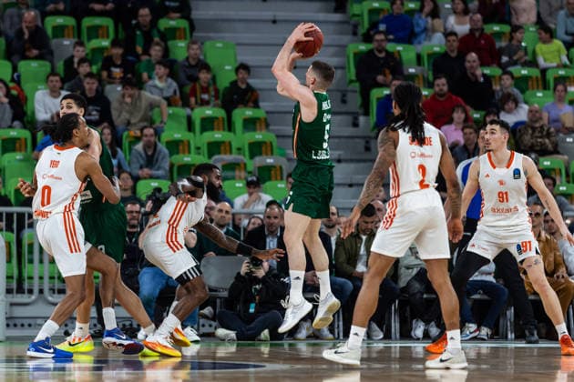GER, BKT EuroCup, 2025 2026 season, round of 16, Cedevita Olimpija Ljubljana Niners Chemnitz 11 03 2026, Arena Stozice, Ljubljana, GER, BKT EuroCup, 2025 2026 season, round of 16, Cedevita Olimpija Ljubljana Niners Chemnitz Aleksej Nikolic Cedevita Olimpija Ljubljana 5 Photo Alexander Trienitz Ljubljana Arena Stozice Slovenia