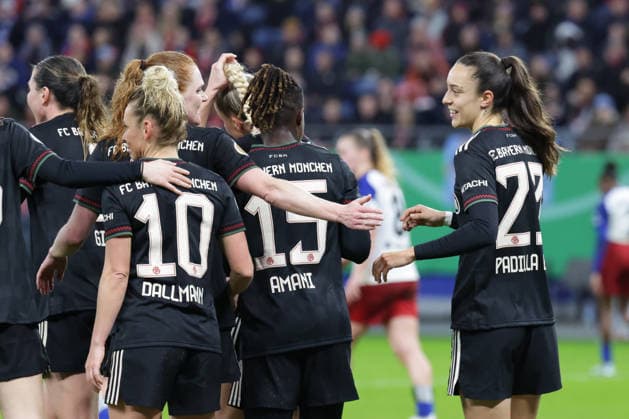 2026 03 11 xfsx Soccer DFB Cup Womens Quarterfinals Hamburger Sportverein Bayern Muenchen Volksparkstadion v l Natalia Padilla Bidas FC Bayern Muenchen ,23 makes the goal 3 0 for FC Bayern Muenchen DFL regulations prohibit any use of photographs as image sequences and or quasi video Copyright: HMBxMedia FernandoxSoares