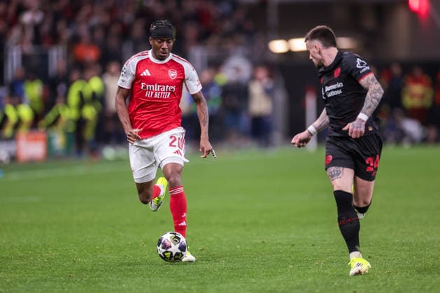 11 03 2026, Football, UEFA Champions League round of 16, Bayer 04 Leverkusen Arsenal London, v l Noni Madueke Arsenal London in duel with Aleix Garcia Bayer 04 Leverkusen Leverkusen BayArena NRW Germany xRHR PHOTO DEx Copyright: DennisxEwert RHR-FOTOx RHR-FOTO DE