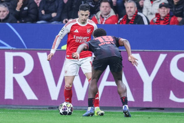 Soccer Champions League Round of 16 Bayer 04 Leverkusen FC Arsenal on 11 03 2026 at the BayArena in Leverkusen Gabriel Martinelli Arsenal , left Ernest Poku Leverkusen , right xJRx