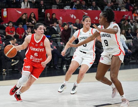 Turkiye v Canada - FIBA Women s Basketball World Cup Qualifiers ISTANBUL, TURKIYE - MARCH 11: Goksen Fitik (6) of Turkiye in action against Yvonne Ejim (9) of Canada during the FIBA Women’s Basketball World Cup Qualifiers Group C match between Canada and Turkiye at the Turkcell Basketball Development Center in Istanbul, Turkiye, on March 11, 2026. Esra Bilgin Anadolu Istanbul Turkey. Editorial use only. Please get in touch for any other usage.  Copyright: x2026xAnadoluxEsraxBilginx