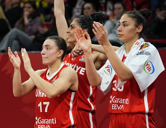 Turkiye v Canada - FIBA Women s Basketball World Cup Qualifiers ISTANBUL, TURKIYE - MARCH 11: Players of Turkiye celebrate after scoring a point during the FIBA Women’s Basketball World Cup Qualifiers Group C match between Canada and Turkiye at the Turkcell Basketball Development Center in Istanbul, Turkiye, on March 11, 2026. Esra Bilgin Anadolu Istanbul Turkey. Editorial use only. Please get in touch for any other usage.  Copyright: x2026xAnadoluxEsraxBilginx