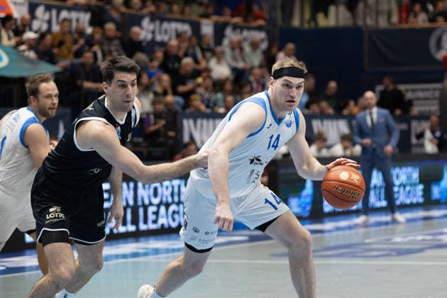Jure Planinic MBC, 44 , Kyler Filewich BKO, 14 , Syntainics MBC vs BK Olomoucko, European North Basketball League, Round of 16, 2025 26, Germany, Czech Republic, 11 03 2026 Weissenfels Stadthalle Sachsen Anhalt Germany