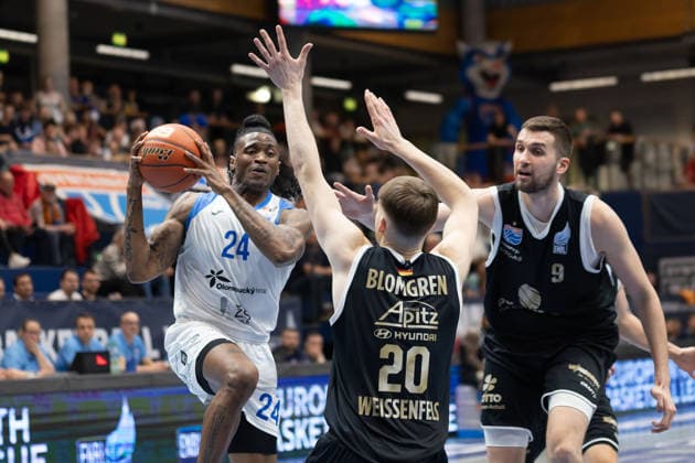 Lamb Autrey BKO, 24 , Perttu Blomgren MBC, 20 , Kresimir Nikic MBC 9 , Syntainics MBC vs BK Olomoucko, European North Basketball League, Round of 16, 2025 26, Germany, Czech Republic, 11 03 2026 Weissenfels Stadthalle Sachsen Anhalt Germany