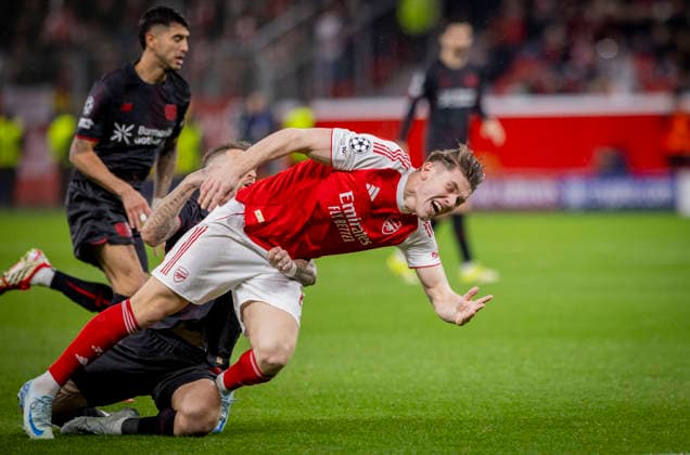 Leverkusen, Germany 11th Mar 2026 Viktor Gyokeres Arsenal Robert Andrich Leverkusen Bayer Leverkusen Arsenal London 11 03 2026