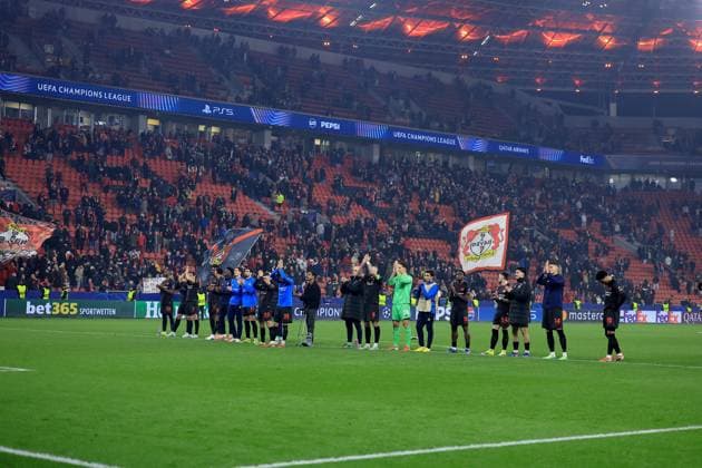 Bayer Leverkusen applaud the supporters after their side s draw Bayer 04 Leverkusen v Arsenal, UEFA Champions League, Round of 16, First Leg, Football, BayArena, Leverkusen, Germany - 11 Mar 2026Leverkusen BayArena Germany EDITORIAL USE ONLY No use with unauthorised audio, video, data, fixture lists, club league logos or live services. Online in-match use limited to 120 images, no video emulation. No use in betting, games or single club league player publications. Copyright: xGeorgexTewkesbury Shutterstockx 16746712bm