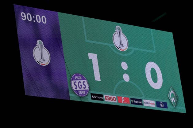 2026 03 11, Football, DFB Cup Women, SGS Essen SV Werder Bremen, Quarterfinals, Stadion an der Hafenstraße, Women, Season 2025 2026 Scoreboard with final score 1 0 DFB regulations prohibit any use of photographs as image sequences and or quasi video Nordrhein Westfalen Germany