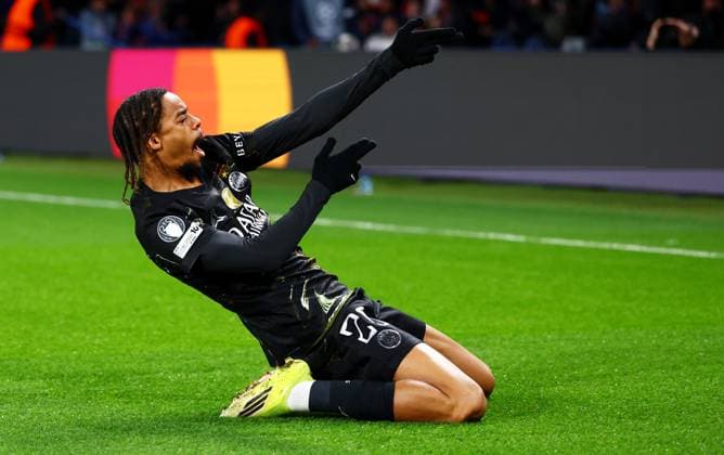 Bradley Barcola of Paris Saint-Germain celebrates scoring a goal after making the score 1-0. Paris Saint-Germain v Chelsea, UEFA Champions League, Round of 16, First Leg, Football, Parc des Princes, Paris, France - 11 Mar 2026Paris Parc des Princes France EDITORIAL USE ONLY No use with unauthorised audio, video, data, fixture lists, club league logos or live services. Online in-match use limited to 120 images, no video emulation. No use in betting, games or single club league player publications. Copyright: xJamesxMarsh Shutterstockx 16746728av