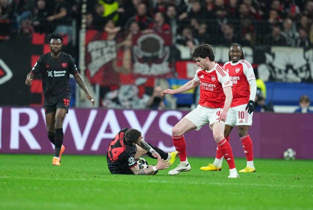 Declan Rice FC Arsenal and Aleix Garcia Bayer 04 Leverkusen battle for the ball during Bayer Leverkusen and FC Arsenal at BayArena, Leverkusen, Germany on March 11, 2026 Thor Wegner DeFodi Images Photo by DeFodi Images