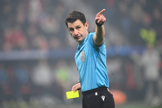 Referee Halil Umut MELER TUR Gesture, gesture, gesticulated, Football Champions League, Round of 16, Bayer 04 Leverkusen LEV FC Arsenal London ARS 1 1 on 11 03 2026 in Leverkusen Germany UEFA regulations prohibit any use of photographs as image sequences and or quasi video Â