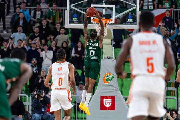 GER, BKT EuroCup, Season 2025 2026, Round of 16, Cedevita Olimpija Ljubljana Niners Chemnitz 11 03 2026, Arena Stozice, Ljubljana, GER, BKT EuroCup, Season 2025 2026, Round of 16, Cedevita Olimpija Ljubljana Niners Chemnitz Dj Stewart Cedevita Olimpija Ljubljana 0 with a dunk Photo Alexander Trienitz Ljubljana Arena Stozice Slovenia