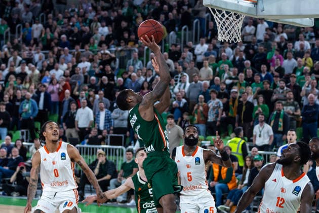 GER, BKT EuroCup, season 2025 2026, eighth final, Cedevita Olimpija Ljubljana Niners Chemnitz 11 03 2026, Arena Stozice, Ljubljana, GER, BKT EuroCup, season 2025 2026, eighth final, Cedevita Olimpija Ljubljana Niners Chemnitz Umoja Gibson Cedevita Olimpija Ljubljana 1 Foto Alexander Trienitz Ljubljana Arena Stozice Slovenia