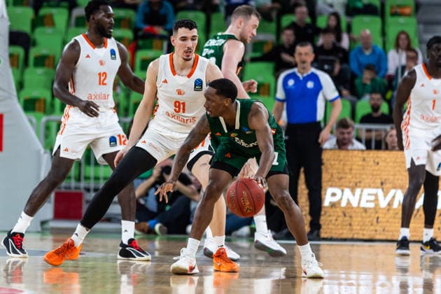 GER, BKT EuroCup, season 2025 2026, eighth final, Cedevita Olimpija Ljubljana Niners Chemnitz 11 03 2026, Arena Stozice, Ljubljana, GER, BKT EuroCup, season 2025 2026, eighth final, Cedevita Olimpija Ljubljana Niners Chemnitz Umoja Gibson Cedevita Olimpija Ljubljana 1 , Yordan Minchev Niners Chemnitz, 91 Photo Alexander Trienitz Ljubljana Arena Stozice Slovenia