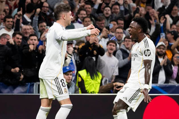 Real Madrid C F v Manchester City UEFA Champions League 2025 26 Round of 16 First Leg match Federico Valverde L of Real Madrid celebrates his goal with Vinicius Junior R during the UEFA Champions League 2025 26 Round of 16 First Leg match between Real Madrid and Manchester City at Estadio Santiago Bernabeu on March 11, 2026 in Madrid, Spain Madrid Madrid Spain Real Madrid C F v Manchester City UEFA Champions League 2025 Copyright: xALEJANDROxMATIASx