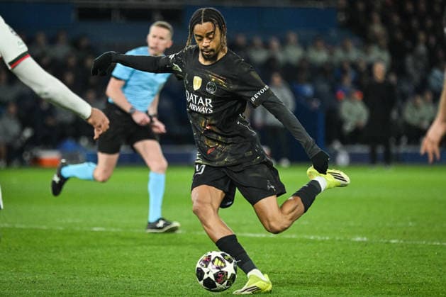 Champions League PSG vs Chelsea F.C - FA Paris Saint-Germain’s forward Bradley Barcola kicks the ball to score a goal during the UEFA Champions League football match between Paris Saint-Germain and Chelsea F.C at the Parc des Princes Stadium in Paris on March 11, 2026. Photo by Firas Abdullah ABACAPRESS.COM Paris Ile-de-France France  Copyright: xAbdullahxFiras ABACAx