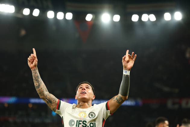 March 11, 2026, Paris, Ile-De-France, France: ENZO FERNANDEZ of Chlesea celebrates scoring his side s second goal in the UEFA Champions League 2025 26 Round of 16 Leg 1 of 2 game between PARIS SAINT-GERMAIN (PSG) and CHELSEA FC at the Parc des Princes Stadium in Paris, France. Soccer 2026: Champions League: PSG : Chelsea  - ZUMAc179 20260311_zep_c179_032 Copyright: xMickaelxChavetx