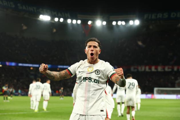 March 11, 2026, Paris, Ile-De-France, France: ENZO FERNANDEZ of Chlesea celebrates scoring his side s second goal in the UEFA Champions League 2025 26 Round of 16 Leg 1 of 2 game between PARIS SAINT-GERMAIN (PSG) and CHELSEA FC at the Parc des Princes Stadium in Paris, France. Paris France - ZUMAc179 20260311_zep_c179_040 Copyright: xMickaelxChavetx