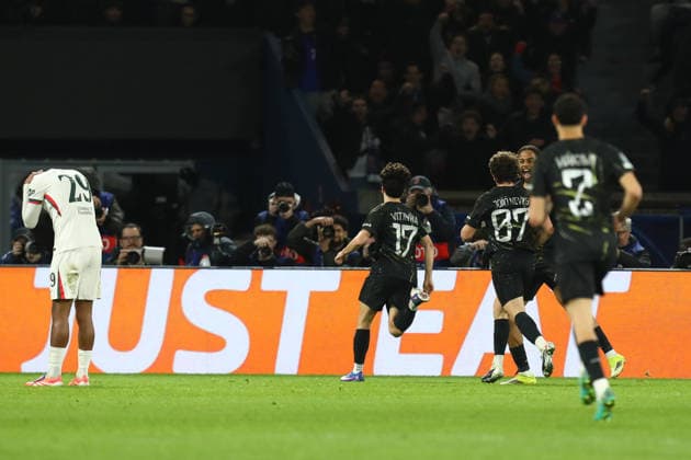 March 11, 2026, Paris, Ile-De-France, France: VITINHA of PSG celebrates scoring his side s third goal in the UEFA Champions League 2025 26 Round of 16 Leg 1 of 2 game between PARIS SAINT-GERMAIN (PSG) and CHELSEA FC at the Parc des Princes Stadium in Paris, France. Soccer 2026: Champions League: PSG : Chelsea  - ZUMAc179 20260311_zep_c179_055 Copyright: xMickaelxChavetx