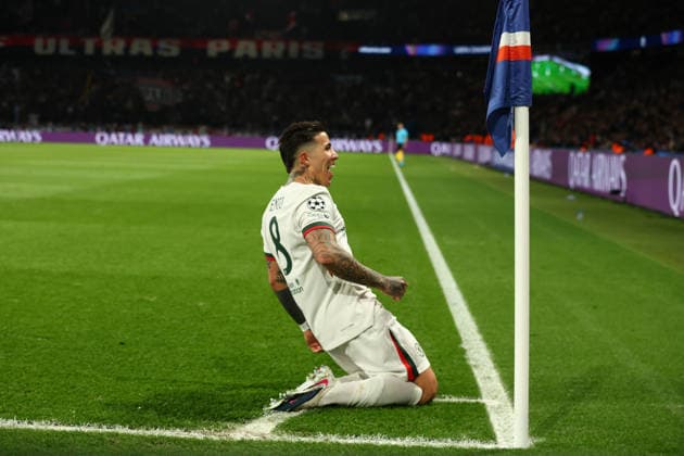 March 11, 2026, Paris, Ile-De-France, France: ENZO FERNANDEZ of Chlesea celebrates scoring his side s second goal in the UEFA Champions League 2025 26 Round of 16 Leg 1 of 2 game between PARIS SAINT-GERMAIN (PSG) and CHELSEA FC at the Parc des Princes Stadium in Paris, France. Paris France - ZUMAc179 20260311_zep_c179_048 Copyright: xMickaelxChavetx