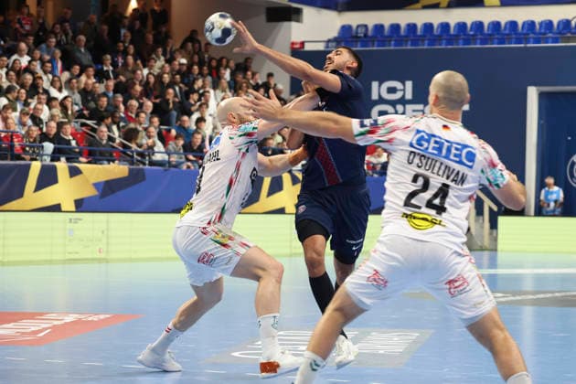 HANDBALL : Paris Saint Germain Vs SC Magdeburg - Ligue des Champions - 11 03 2026 Yahia Omar (Paris Saint Germain) Vs Oscar Bergendahl (SC Magdeburg) - Christian O Sullivan (SC Magdeburg) ParisFrance  Copyright: xMichaelxBaucherx