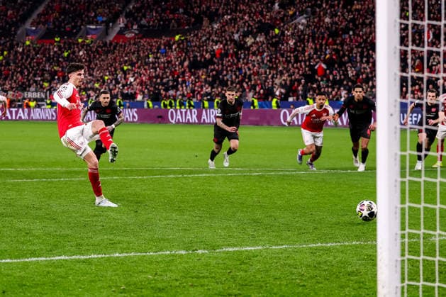 LEVERKUSEN, GERMANY - MARCH 11: Kai Havertz of Arsenal scores his team s first goal during the UEFA Champions League 2025 26 Round of 16 First Leg match between Bayer 04 Leverkusen and Arsenal FC at BayArena on March 11, 2026 in Leverkusen, Germany.  Copyright: xRenexNijhuis MBxMediax