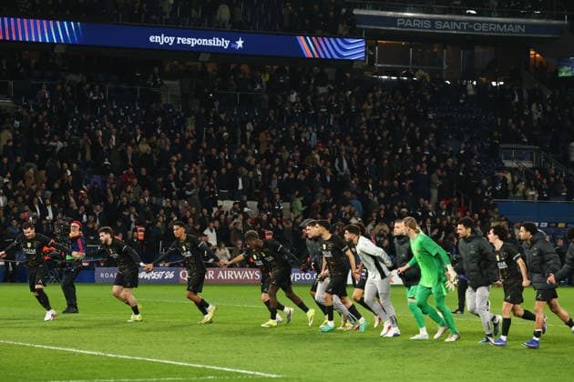 March 11, 2026, Paris, Ile-De-France, France: PSG PLAYERS celebrate winning the UEFA Champions League 2025 26 Round of 16 Leg 1 of 2 game between against CHELSEA FC at the Parc des Princes Stadium in Paris, France. PSG won 5:2. Paris France - ZUMAc179 20260311_zep_c179_091 Copyright: xMickaelxChavetx