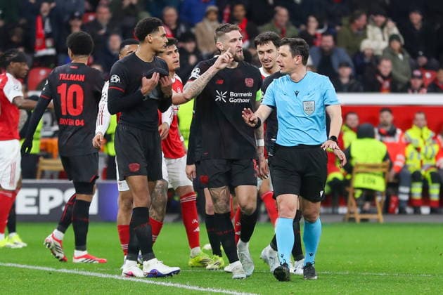 Leverkusen 11.03.2026. Pilka nozna Liga Mistrzow UEFA sezon 2025 2026 runda 1 8 mecz: Bayer Leverkusen - Arsenal F.C. --- Football UEFA Champions League season 2025 2026 round 1 8 match: Bayer Leverkusen - Arsenal F.C. nz Robert Andrich, Halil Umut Meler Fot. Kacper Staniec NEWSPIX.PL --- newspix.pl 