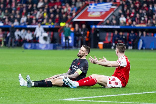 LEVERKUSEN, GERMANY - MARCH 11: Robert Andrich (Bayer 04 Leverkusen, 8), Viktor Gyökeres (Gyoekeres, Gyokeres, FC Arsenal, 14) during the UEFA Champions League match between Bayer Leverkusen vs. FC Arsenal in the first leg of the round of 16 at BayArena on March 11th, 2026 in Leverkusen, Germany. NRW Germany Copyright: xBEAUTIFULxSPORTS JulianxMeuselx