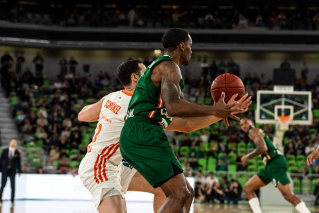 GER, BKT EuroCup, season 2025 2026, eighth final, Cedevita Olimpija Ljubljana Niners Chemnitz 11 03 2026, Arena Stozice, Ljubljana, GER, BKT EuroCup, season 2025 2026, eighth final, Cedevita Olimpija Ljubljana Niners Chemnitz Umoja Gibson Cedevita Olimpija Ljubljana 1 Foto Alexander Trienitz Ljubljana Arena Stozice Slovenia
