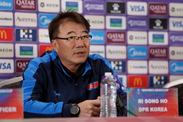 ASIAN CUP WOMEN NORTH KOREA PRESSER, Ri Song-ho, head coach of North Korea speaks during a North Korea Asian Cup press conferance at HBF Park, in Perth, Thursday, March 12, 2026. ( NO ARCHIVING PERTH WESTERN AUSTRALIA AUSTRALIA  Copyright: xRICHARDxWAINWRIGHTx 20260312159850340758