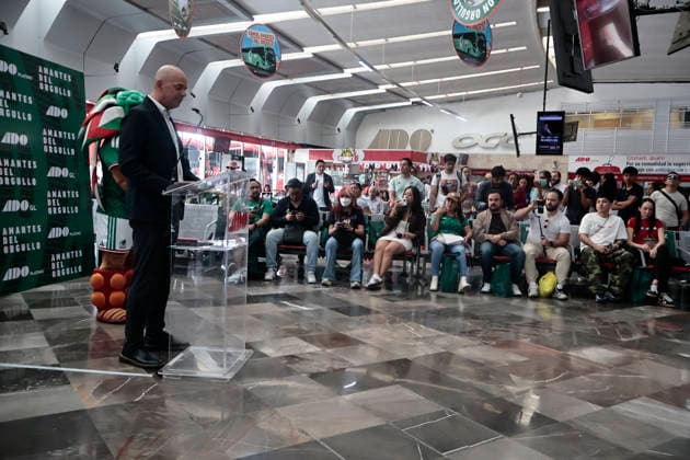 March 11, 2026, Mexico City, Cdmx, Mexico: At the Eastern Bus Terminal (TAPO), the bus company Autobuses de Oriente (ADO) unveiled the official bus of the Mexican National Football Team, which will transport them throughout the 2026 FIFA World Cup, WM, Weltmeisterschaft, Fussball This brand-new bus features details and logos of the team, along with the slogan Lovers of Pride. LUIS VALDIVIA FIGUEROA, General Manager of TAPO, emphasized that this initiative connects sports and national identity with the millions of football fans. Mexico City Mexico - ZUMAp204 20260311_zip_p204_004 Copyright: xJosuexPerezx