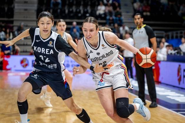 Basketball Villeurbanne 11 03 2026 Wommen™s Basketball World Cup 2026 Qualifying Tournament Germany GER South Korea KOR Emily Bessoir Germany, No 22 Haeran Lee Korea, No 12