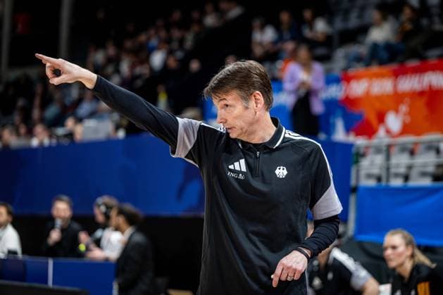 Basketball Villeurbanne 11 03 2026 Wommen™s Basketball World Cup 2026 Qualifying Tournament Germany GER South Korea KOR Olaf Lange Germany, Coach