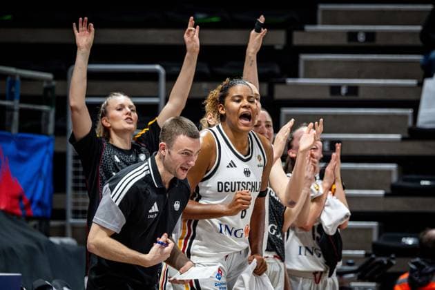 Basketball Villeurbanne 11 03 2026 Wommen™s Basketball World Cup 2026 Qualifying Tournament Germany GER South Korea KOR Cheers Nyara Sabally Germany, No 08 and others