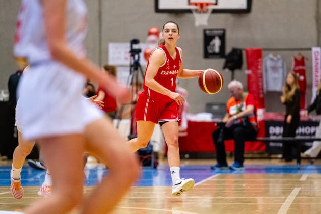 Denmark v North Macedonia, FIBA Women™s EuroBasket qualifiers, Gentofte, Denmark Gentofte, Denmark. 11th, March 2026. Nikoline Sandback (1) of Denmark seen during the FIBA Women™s Eurobasket qualifier match between Denmark and North Macedonia at Gentofte Hallen in Gentofte. Denmark, Gentofte  Copyright: xGonzalesxPhoto TobiasxJorgensenx