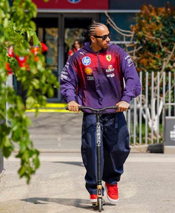 FORMULA ONE CHINESE GRAND PRIX 2026 Lewis Hamilton 44(GBR) Ferrari arriving for media day during the Formula 1 Heineken Chinese Grand Prix 2026, 2nd round of the 2026 Formula One World Championship, WM, Weltmeisterschaft from March 13 to 15, 2026 at the Shanghai International Circuit, Shanghai, China. Credit: Robbie Hoad Every Second Media Editorial use only. All images are copyright Every Second Media Limited. No images may be reproduced without prior permission. Copyright: xIMAGO EveryxSecondxMediax ESM-1853-0014 RobbiexHoadx xEveryxSecondxMediax