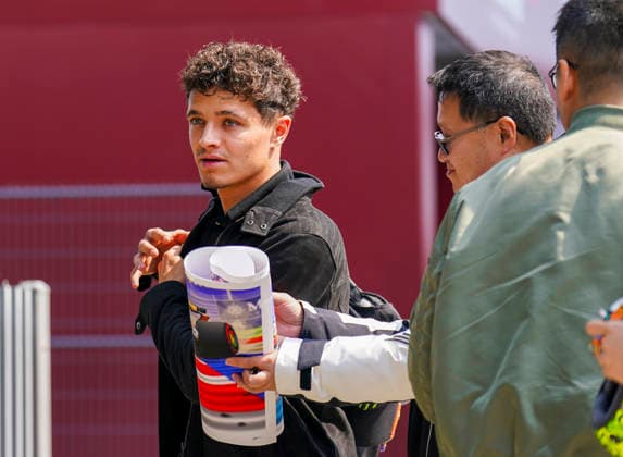 FORMULA ONE CHINESE GRAND PRIX 2026 Lando Norris 1 (GBR) arriving for media day during the Formula 1 Heineken Chinese Grand Prix 2026, 2nd round of the 2026 Formula One World Championship, WM, Weltmeisterschaft from March 13 to 15, 2026 at the Shanghai International Circuit, Shanghai, China. Credit: Robbie Hoad Every Second Media Editorial use only. All images are copyright Every Second Media Limited. No images may be reproduced without prior permission. Copyright: xIMAGO EveryxSecondxMediax ESM-1853-0021 RobbiexHoadx xEveryxSecondxMediax