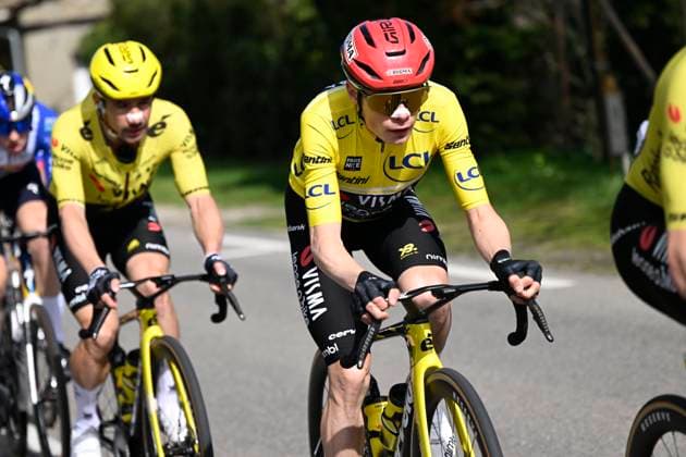 Paris Nice 2026 Stage 5 COLOMBIER-LE-VIEUX, FRANCE - MARCH 12 : Vingegaard Jonas (DEN) of Team Visma I Lease a Bike, Campenaerts Victor (BEL) of Team Visma I Lease a Bike during stage 5 of the 84th edition of Paris - Nice an UCI World Tour 2.UWT cycling road race stage for Men Elite of 205.4 km with start in Cormoranche-sur-Saone and finish in Colombier-le-Vieux on March 12, 2026 in Colombier-le-Vieux, France, 12 03 2026 ( Motordriver Guy De Vuyst - Colombier-le-Vieux France  Copyright: xNicoxVereeckenx