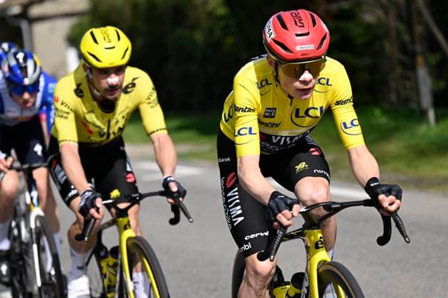Paris Nice 2026 Stage 5 COLOMBIER-LE-VIEUX, FRANCE - MARCH 12 : Vingegaard Jonas (DEN) of Team Visma I Lease a Bike, Campenaerts Victor (BEL) of Team Visma I Lease a Bike during stage 5 of the 84th edition of Paris - Nice an UCI World Tour 2.UWT cycling road race stage for Men Elite of 205.4 km with start in Cormoranche-sur-Saone and finish in Colombier-le-Vieux on March 12, 2026 in Colombier-le-Vieux, France, 12 03 2026 ( Motordriver Guy De Vuyst - Colombier-le-Vieux France  Copyright: xNicoxVereeckenx