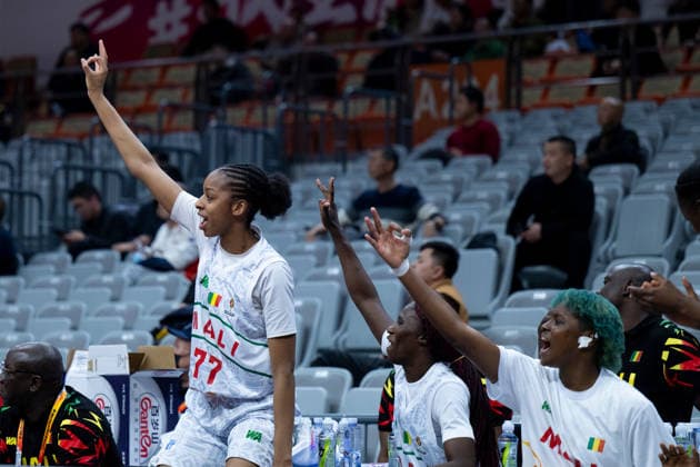 (260312) -- WUHAN, March 12, 2026 -- Players of Mali celebrate during the group A match between the Czech Republic and Mali at FIBA Women s World Cup Qualifying Tournaments in Wuhan, central China s Hubei Province, Feb. 12, 2026. ) (SP)CHINA-WUHAN-FIBA-WOMEN S WORLD CUP 2026-QUALIFYING-MLI VS CZE(CN) WuxZhizun 